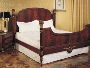 Кровать двухспальная FRANCESCO MOLON H71